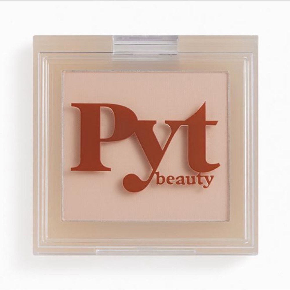 PYT BEAUTY
Set Me Up Setting Powder